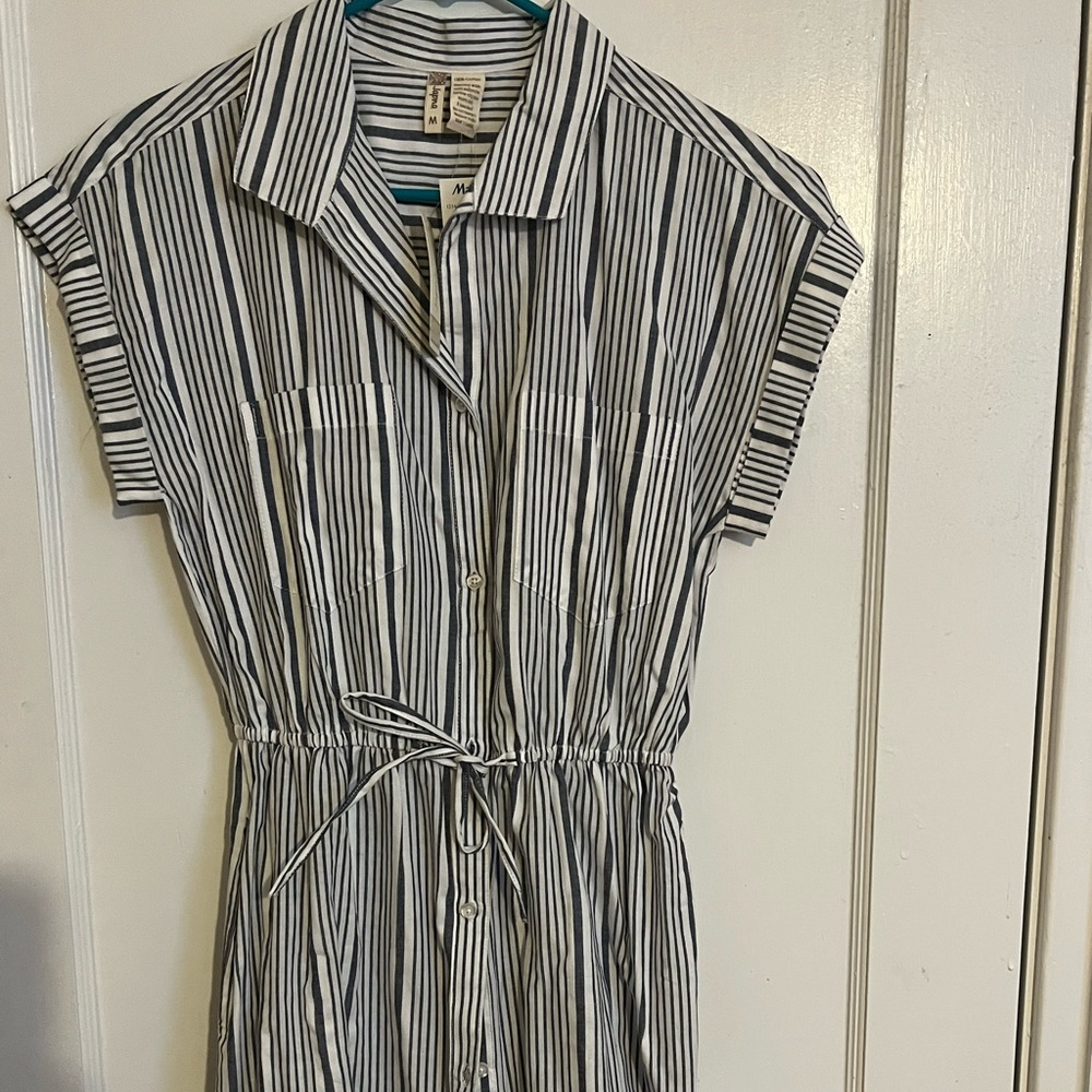 Striped dress with pockets